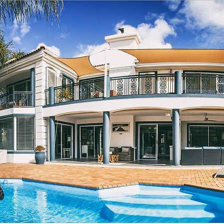 Pictures Guest House Boutique Hotel Oudtshoorn Bagian luar foto