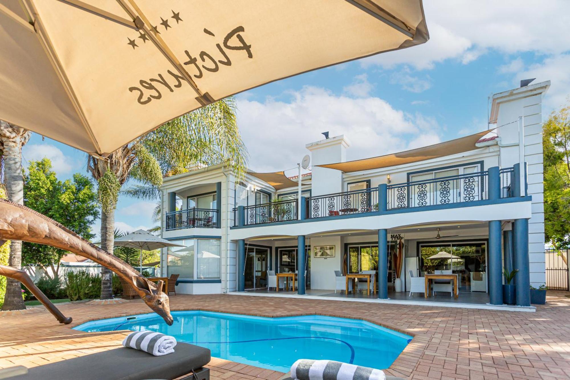 Pictures Guest House Boutique Hotel Oudtshoorn Bagian luar foto