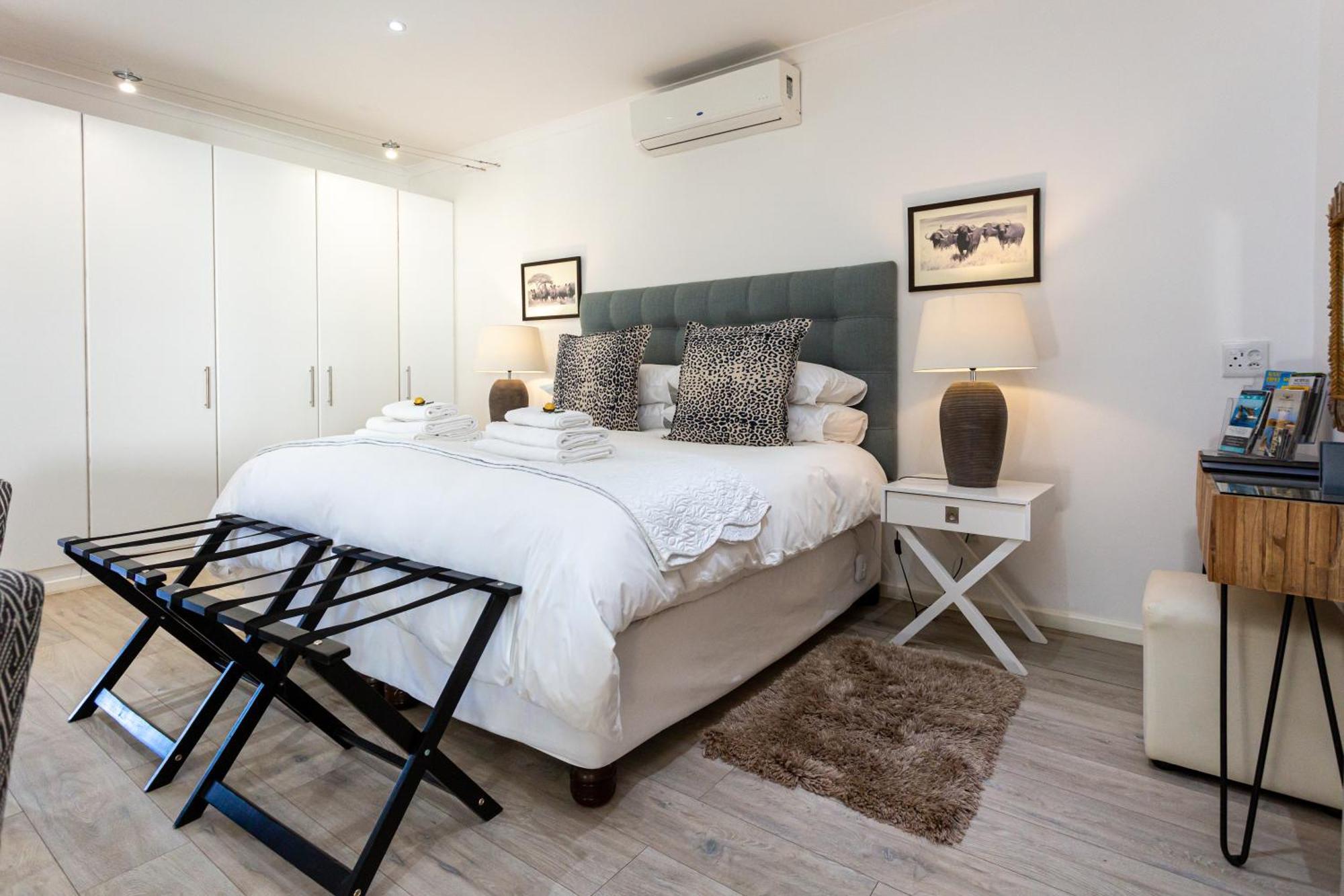Pictures Guest House Boutique Hotel Oudtshoorn Bagian luar foto