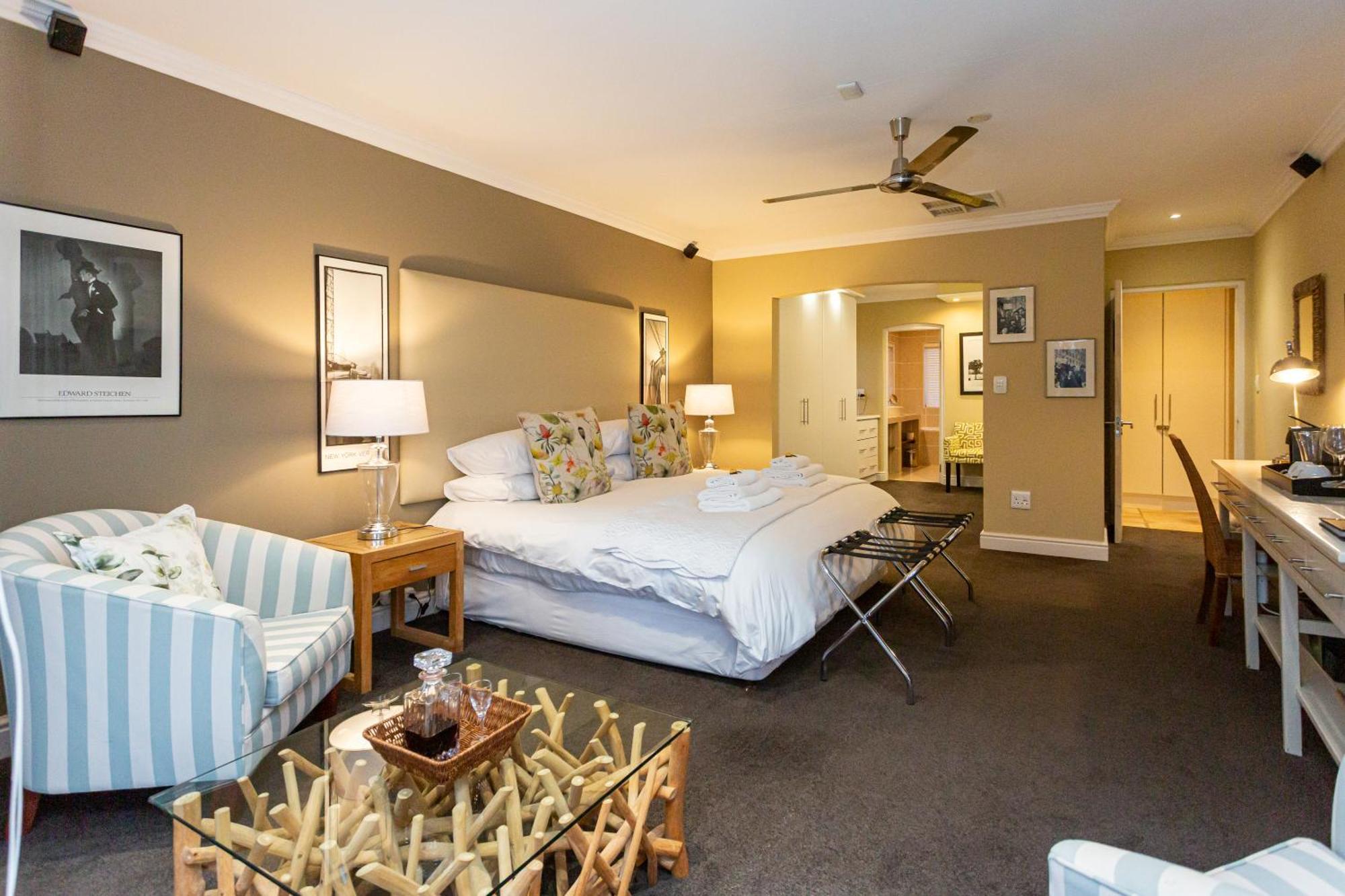 Pictures Guest House Boutique Hotel Oudtshoorn Bagian luar foto
