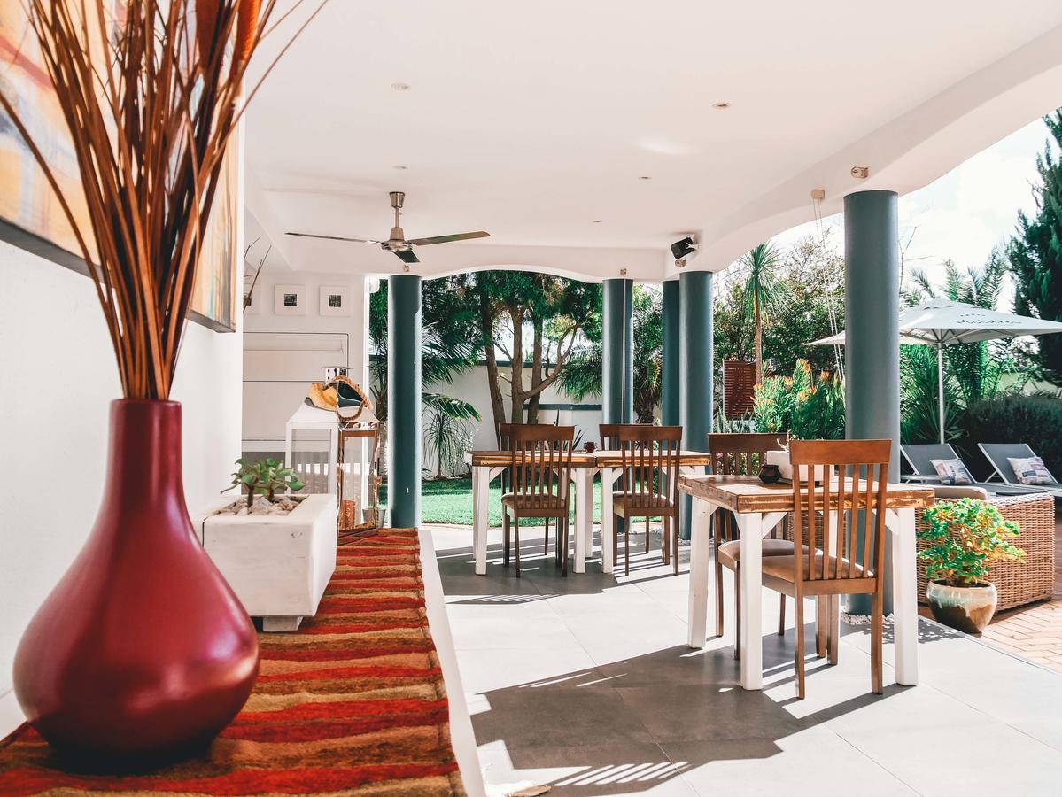 Pictures Guest House Boutique Hotel Oudtshoorn Bagian luar foto